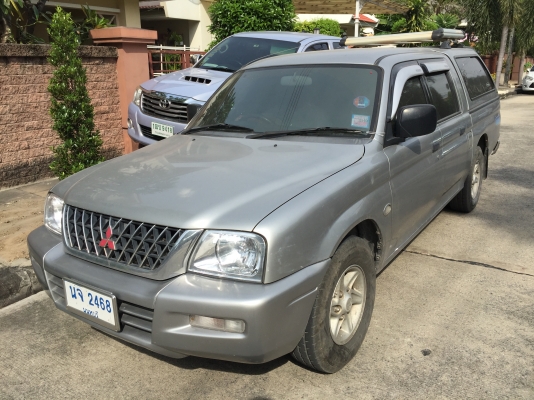 ยาง DUNLOP sp sport maxx 215 55 17 ปี15 ดอกเต็ม ไม่มีปะ ใช้ยาว ราคาไม่แพง ยาง DUNLOP sp sport maxx 215 55 17 ปี15 ดอกเต็ม ไม่มีปะ ใช้ยาว ราคาไม่แพง