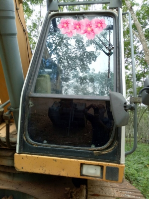 ขายรถแบคโฮ LIEBHERR 934 Litronic ราคา 780000