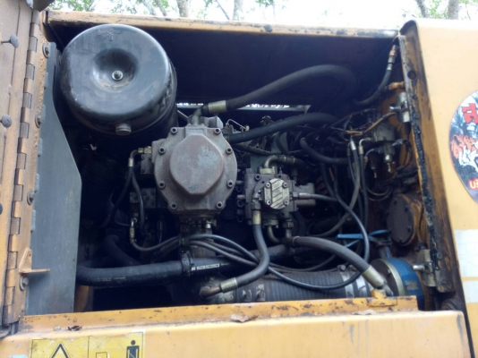 ขายรถแบคโฮ LIEBHERR 934 Litronic ราคา 780000