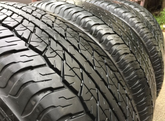 ยาง Dunlop Grandtrek 265 60 18 ปลายปี15 ดอกเต็ม ใช้ยาว ราคาไม่แพง ยาง Dunlop Grandtrek 265 60 18 ปลายปี15 ดอกเต็ม ใช้ยาว ราคาไม่แพง