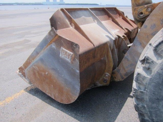 รถตกล้อยาง