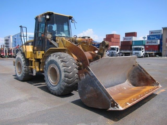 รถตกล้อยาง