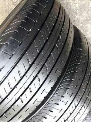 างรถยนต์มือสอง BRIDGESTONE รุ่น DURAVIS R611. 215 65R16 สัปดาที่31ปี2016 ลงพื้นปลายปี2016 สภาพสวยมาก
