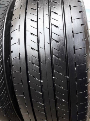 างรถยนต์มือสอง BRIDGESTONE รุ่น DURAVIS R611. 215 65R16 สัปดาที่31ปี2016 ลงพื้นปลายปี2016 สภาพสวยมาก