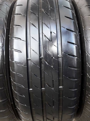 างรถยนต์มือสอง BRIDGESTONE รุ่น Ecopia EP200. 215 60R16 ปี2016 สภาพสวยมากๆ ดอกเต็มๆคุ้มสุดๆใช้อีกยาว