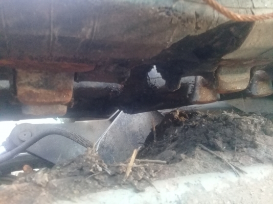 โคมัสสุ pc 20-7 พึ่งยกเครื่องอีซูซุ 4 สูบวาง แรงๆ แถมเทลเลอร์ให้ด้วย