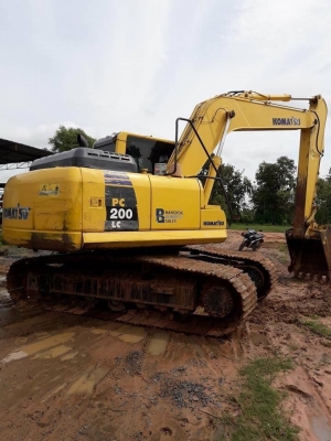 ขาย 1,150,000 บาท KOMATSU  PC 160-8 เครื่องดี ปั้มดี ช่วงล่างดี โช่หน่า ไฟฟ้าครบ พร้อมใช้งาน เอกสารเล่มทะเบียน รถอยู่ จ.ร้อยเอ็ด 090-772-3710 090-772-3708