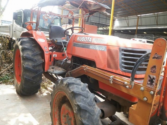 ขายตามสภาพ รถไถ 50 แรง มีดันหน้า มีผาลหลัง เครื่องติดปกติ ขายตามสภาพ รถไถ 50 แรง มีดันหน้า มีผาลหลัง เครื่องติดปกติ