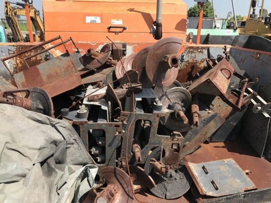 รถปูยาง Demag รุ่น DF115P ปี 2005 Max paving 8.5 เมตร อุปกรณ์เซนเซอร์ครบ จากญี่ปุ่น