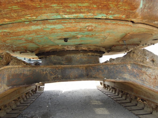 Kobelco SK135SR-1ES สอบถาม  062-709-1747