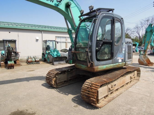 Kobelco SK135SR-1ES สอบถาม  062-709-1747