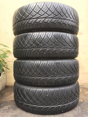 ขายยาง NITTO NT420S (MADE IN JAPAN) 265-65-17 ปี15 ดอกหนาจัด สภาพสวย ไม่มีตำหนิ ชุดละ 8,500 บาท