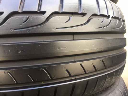 ขายยาง DUNLOP SPORT MAXX RT (RUNFLAT) MADE IN GERMANY 205-40-18 ปี16 น้องๆยางใหม่ ตุ่มหน้ายางยังอยู่