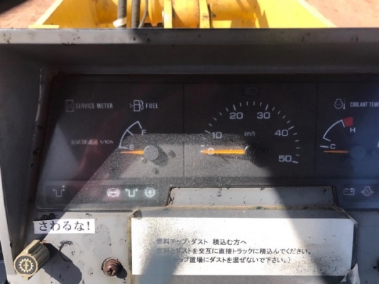 ขายรถตักล้อยาง KOMATSU WA100-3 แขนยาวพิเศษ รถนอกนำเข้าจากญี่ปุ่น สภาพสวยพร้อมใช้ มีVDOการทำงานครับ ขายรถตักล้อยาง KOMATSU WA100-3 แขนยาวพิเศษ รถนอกนำเข้าจากญี่ปุ่น สภาพสวยพร้อมใช้ มีVDOการทำงานครับ