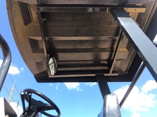 ขายรถตักล้อยาง KOMATSU WA100-3 แขนยาวพิเศษ รถนอกนำเข้าจากญี่ปุ่น สภาพสวยพร้อมใช้ มีVDOการทำงานครับ ขายรถตักล้อยาง KOMATSU WA100-3 แขนยาวพิเศษ รถนอกนำเข้าจากญี่ปุ่น สภาพสวยพร้อมใช้ มีVDOการทำงานครับ