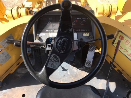 ขายรถตักล้อยาง KOMATSU WA100-3 แขนยาวพิเศษ รถนอกนำเข้าจากญี่ปุ่น สภาพสวยพร้อมใช้ มีVDOการทำงานครับ ขายรถตักล้อยาง KOMATSU WA100-3 แขนยาวพิเศษ รถนอกนำเข้าจากญี่ปุ่น สภาพสวยพร้อมใช้ มีVDOการทำงานครับ