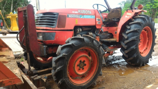 ขายรถไถ KUBOTA M5000 ดันหน้า และตัดหญ้า ยางใหม่ 4 เส้น