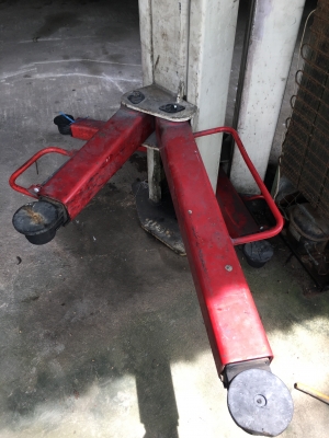 ขายลิฟต์ยกรถสองเสาคานบนมือสอง ยี่ห้อ KONI ขายลิฟต์ยกรถสองเสาคานบนมือสอง ยี่ห้อ KONI