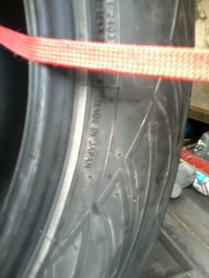 265/50R20 TOYO PROXES ST ปี14 มี 2 เส้น โทร.081-427-3941