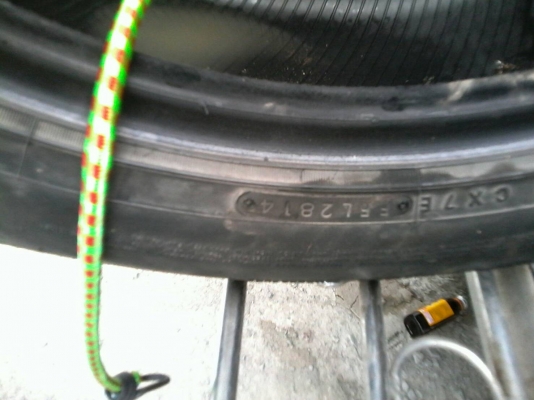 265/50R20 TOYO PROXES ST ปี14 มี 2 เส้น โทร.081-427-3941