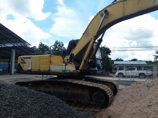 ขายแมคโคkobelco sk200mark3ไฟฟ้าครบติดต่อ0828789728