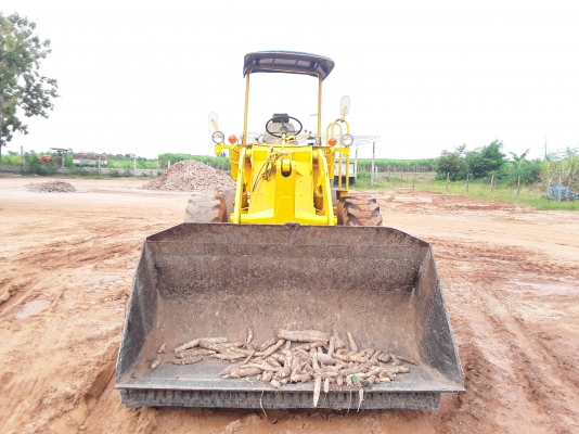 ขายด่วน รถตักล้อยาง KOMATSU JH30B ขายด่วน รถตักล้อยาง KOMATSU JH30B