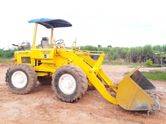 ขายด่วน รถตักล้อยาง KOMATSU JH30B ขายด่วน รถตักล้อยาง KOMATSU JH30B