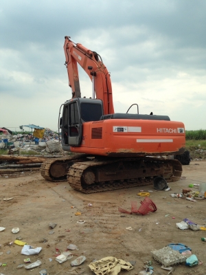 HITASHI  ZX200-1 ใช้งาน 10598ช.ม ไฟฟ้าครบ ช่วงล่างเต็ม