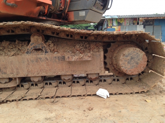 HITASHI  ZX200-1 ใช้งาน 10598ช.ม ไฟฟ้าครบ ช่วงล่างเต็ม