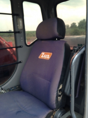 HITASHI  ZX200-1 ใช้งาน 10598ช.ม ไฟฟ้าครบ ช่วงล่างเต็ม