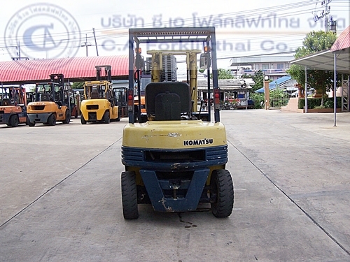 ขาย รถโฟล์คลิฟท์ KOMATSU รุ่น FD20-11