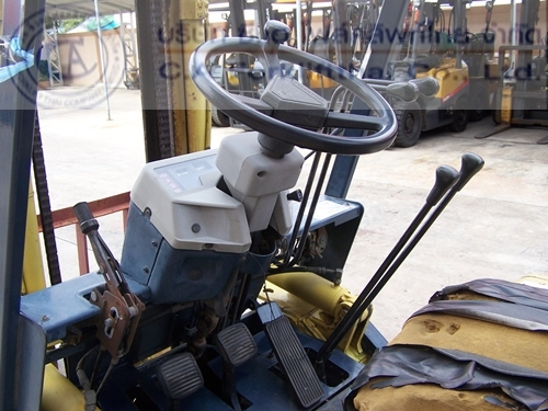 ขาย รถโฟล์คลิฟท์ KOMATSU รุ่น FD20-11