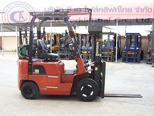 ขาย  รถโฟล์คลิฟท์ NISSAN รุ่น J01A15 (1)