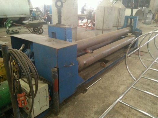 ขายเครื่องเหล็กยาว10ฟุต3เมตร(เหลือง)ม้วนได้10มิล240000 ม้วน8ฟุต2.4เมตร(น้ำเงิน)ม้วนได้10มิล180000ม้วนราคาสุดคุ้มครับ