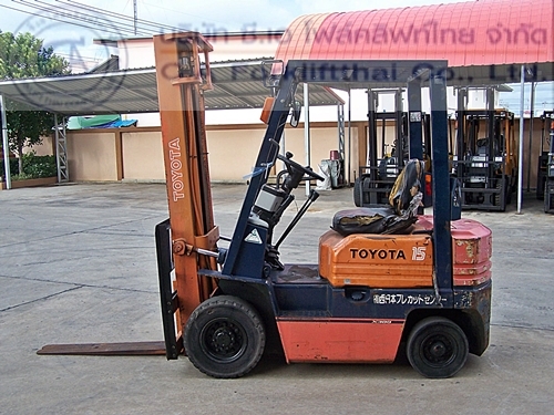 ขายรถโฟล์คลิฟท์ TOYOTA รุ่น 5-FD15