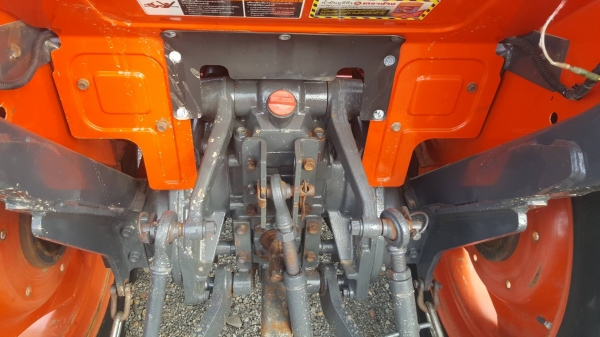 ขาย KUBOTA L3608SP คานบน สภาพเดิมๆสีเดิมๆ 0906910337 ต้า