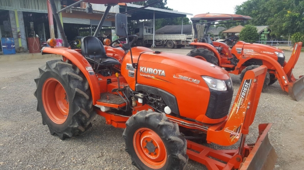ขาย KUBOTA L3608 สภาพเดิมๆสีเดิมๆ 0906910337 -0900596150 ต้า