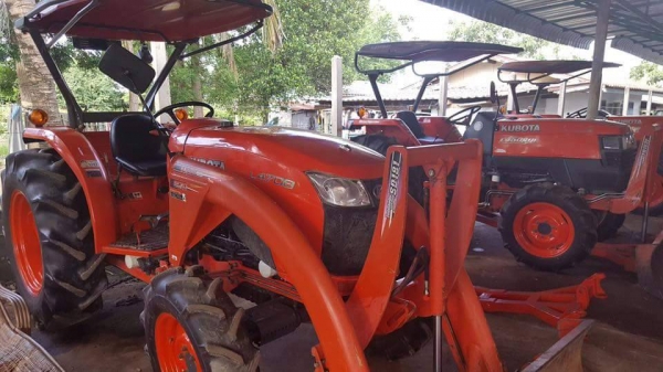 ขาย KUBOTA L4708 สภาพเดิมๆสีเดิมๆ 0906910337 -0900596150 ต้า