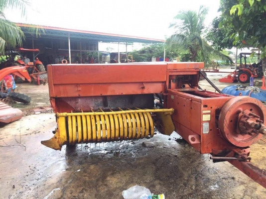 ขายเครื่องอัดฟาง สนใจติดต่อ ที่ 0906910337 ต้า