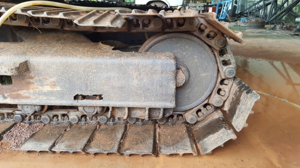 ขาย แบคโฮ KOBELCO SK200 Mark 3 เอกสารเล่มทะเบียนครบ ไฟฟ้าตัดแล้ว ช่วงล่างต้องเก็บงานครับ ราคาต่อรองได้