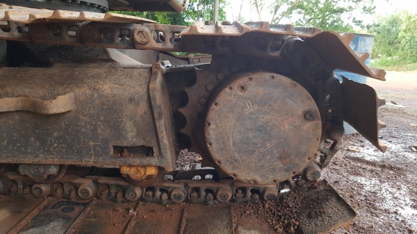 ขาย แบคโฮ KOBELCO SK200 Mark 3 เอกสารเล่มทะเบียนครบ ไฟฟ้าตัดแล้ว ช่วงล่างต้องเก็บงานครับ ราคาต่อรองได้