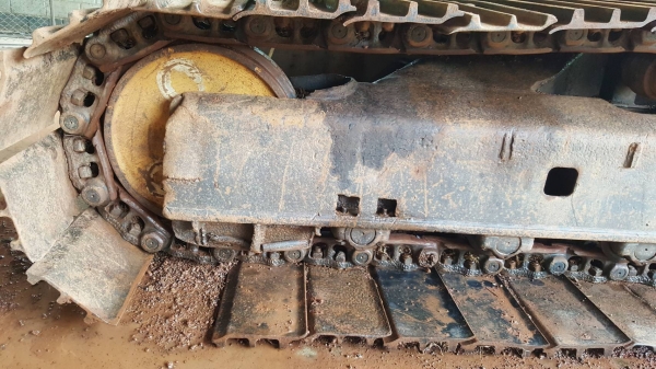 ขาย แบคโฮ KOBELCO SK200 Mark 3 เอกสารเล่มทะเบียนครบ ไฟฟ้าตัดแล้ว ช่วงล่างต้องเก็บงานครับ ราคาต่อรองได้