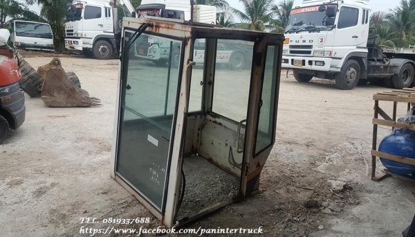 FROM JAPAN*ขายถูกด่วนๆ หัวเก๋งรถขุดไซค์ 20, 30, 35, 40  /CABIN FOR EXCAVATOR - รุ่น 3, 5, 6 / ราคาเพียง 12,500 บาท สนใจรีบติดต่อ 0819337688