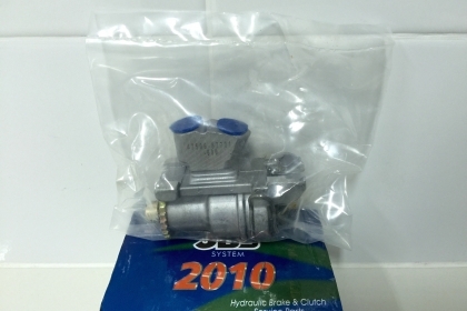 ขายปั๊มเบรคหลังรถยนต์ DAIHATSU รุ่น MIRA L80 ตรงรุ่น