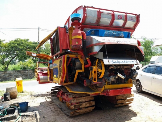 ขายรถเกี่ยวข้าวศักดิ์พัฒนา SS501 Tเครื่อง6HH1 210ช่วงล่าง10 สภาพพร้อม ปั๊ม22