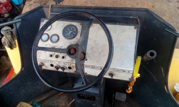 ขาย 680,000 DYNAPAC CA251 เพลาเดียว เครื่องดี ปั้มแรง  ระบบพร้อมใช้ เอกสารเล่มทะเบียน  รถอยู่ จ.ปทุมธานี  090-772-3710 090-772-3708