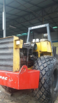 ขาย 680,000 DYNAPAC CA251 เพลาเดียว เครื่องดี ปั้มแรง  ระบบพร้อมใช้ เอกสารเล่มทะเบียน  รถอยู่ จ.ปทุมธานี  090-772-3710 090-772-3708