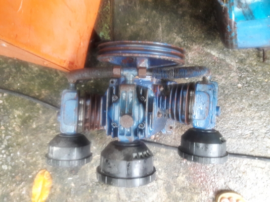 ขาย !! หัวปั้มลม2แรง3สูบ.ของPUMA.รุ่นลีดส์วาล์ว.พร้อมใช้