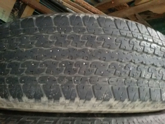บริสโตน.245/70/16ปี4911 ไม่ปะไม่บวม ดอกยางเดิมๆ ชุด1800บ.สนใจ.0879050181.ส่งได้ทั่วไทย