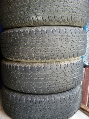 บริสโตน.245/70/16ปี4911 ไม่ปะไม่บวม ดอกยางเดิมๆ ชุด1800บ.สนใจ.0879050181.ส่งได้ทั่วไทย